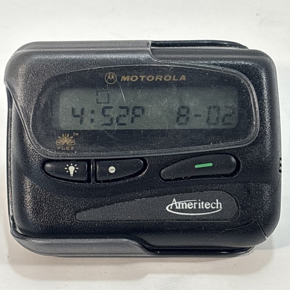 Vintage Motorola Pagenet Flex Pager Black & Clip Works